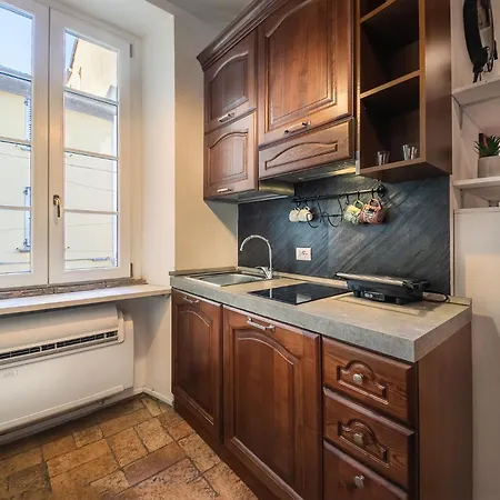 Angolo Medioevale - Centro Como