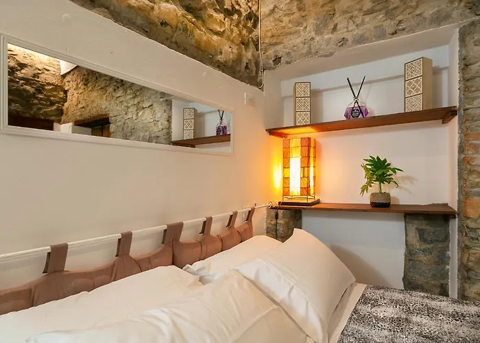 Angolo Medioevale - Centro