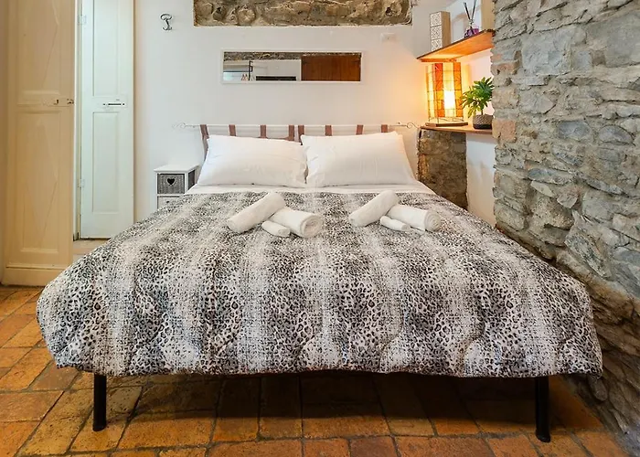 Angolo Medioevale - Centro Appartement Como